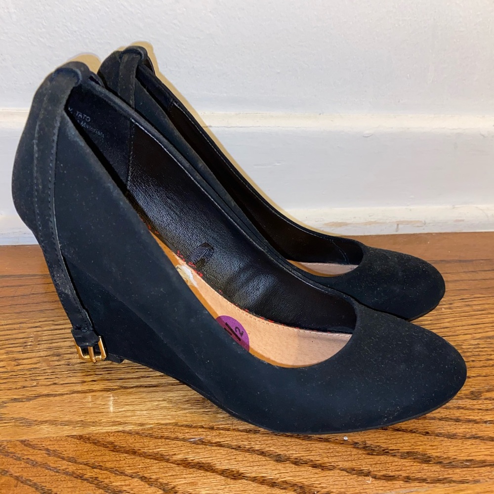 Black wedges/ heels